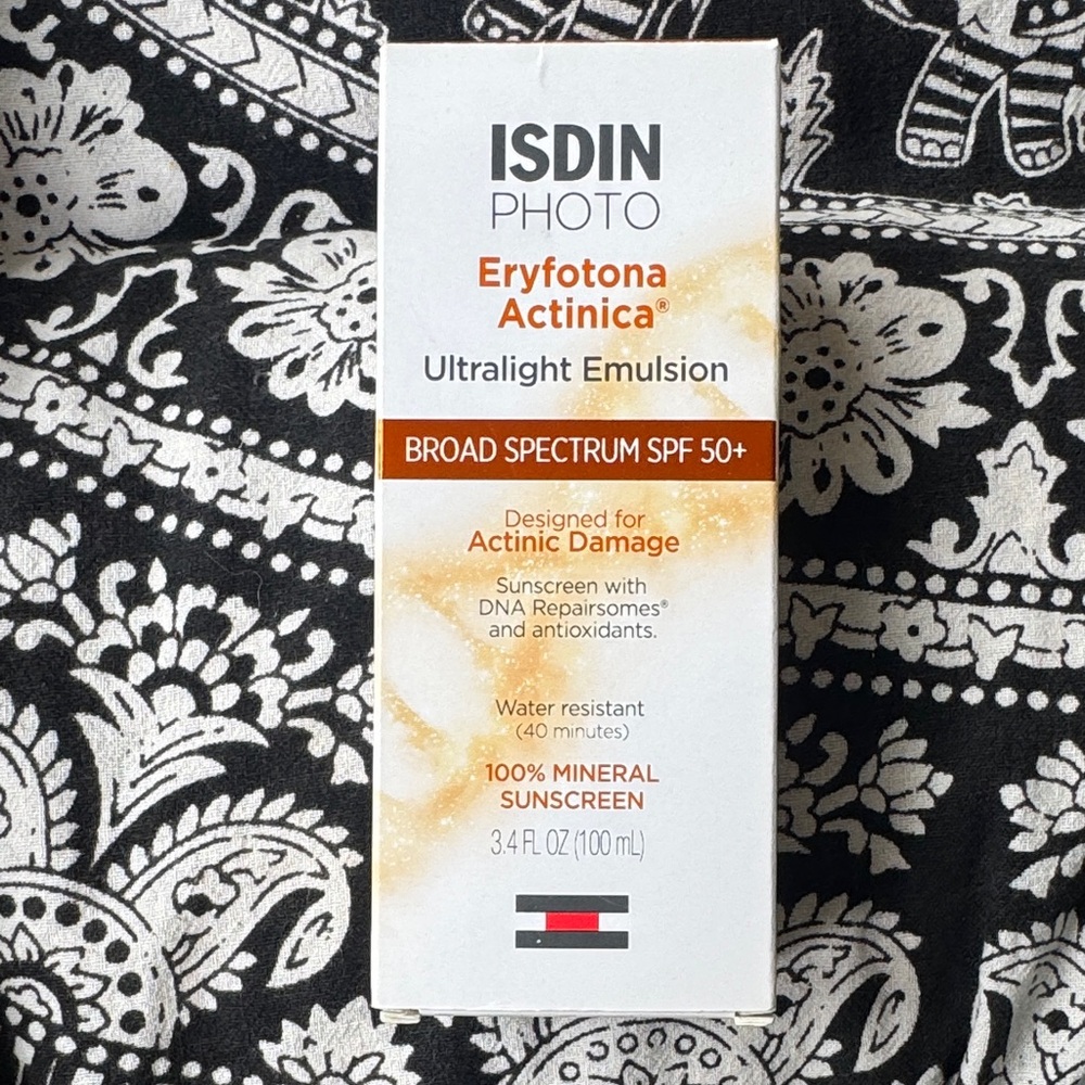 ISDIN Eryfotona Actinica Ultralight Emulsion SPF 50+